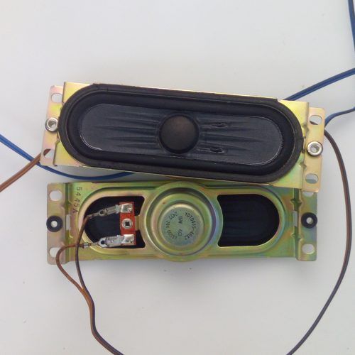 PAREJA DE ALTAVOCES PHILIPS 2422 264 00537