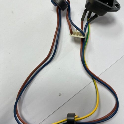 ENTRADA CORRIENTE TV KENSTAR S322LD